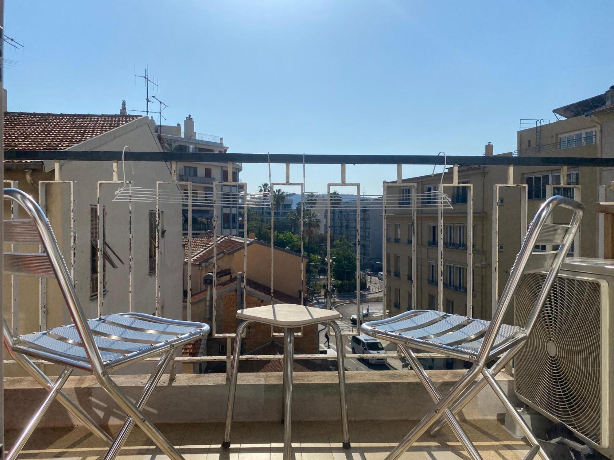 Mirela'S Private Room With Key, Ac, Lift & Balcony In The Center Of Nice On The Cote D'Azur Exterior foto